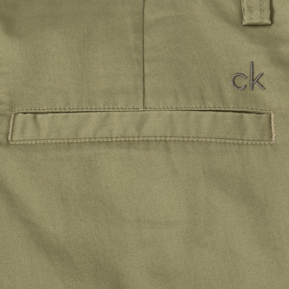 Calvin Klein Vacation Chino Golf Shorts 2026 - C10273 - Pale Olive - Image 4