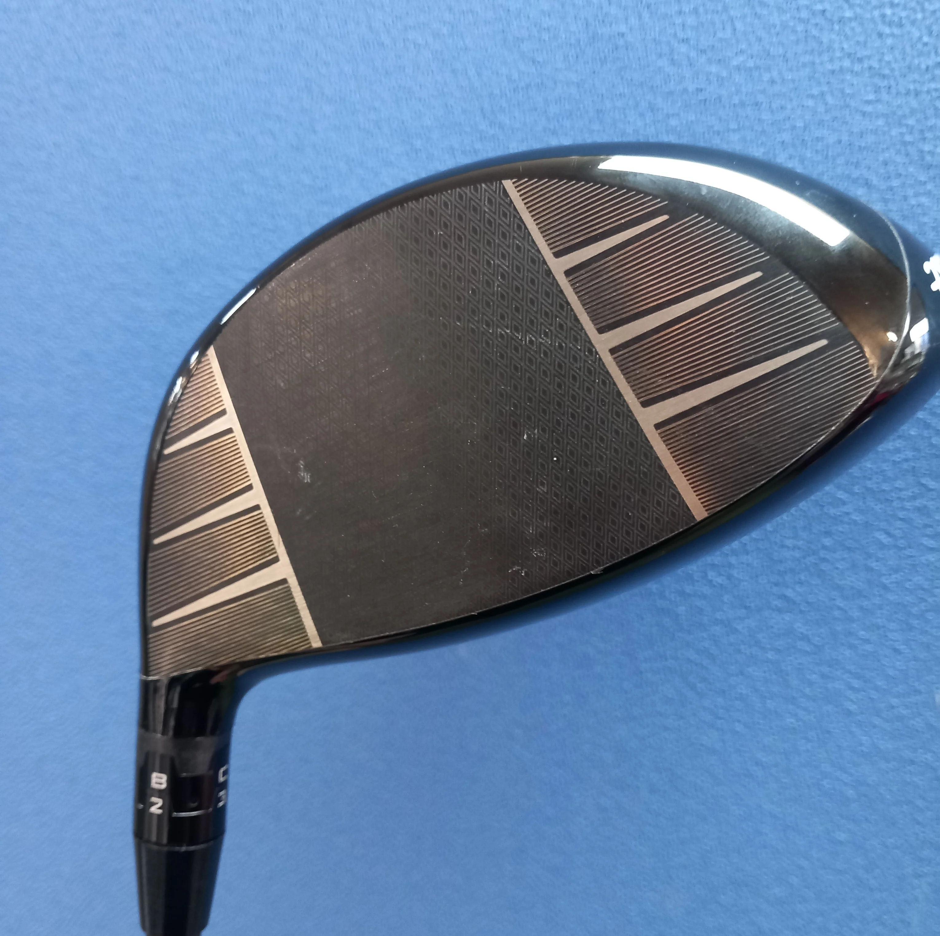 Titleist Golf GT3 Driver Mens Right Hand 9 Degree X Flex Pre Owned - Image 2
